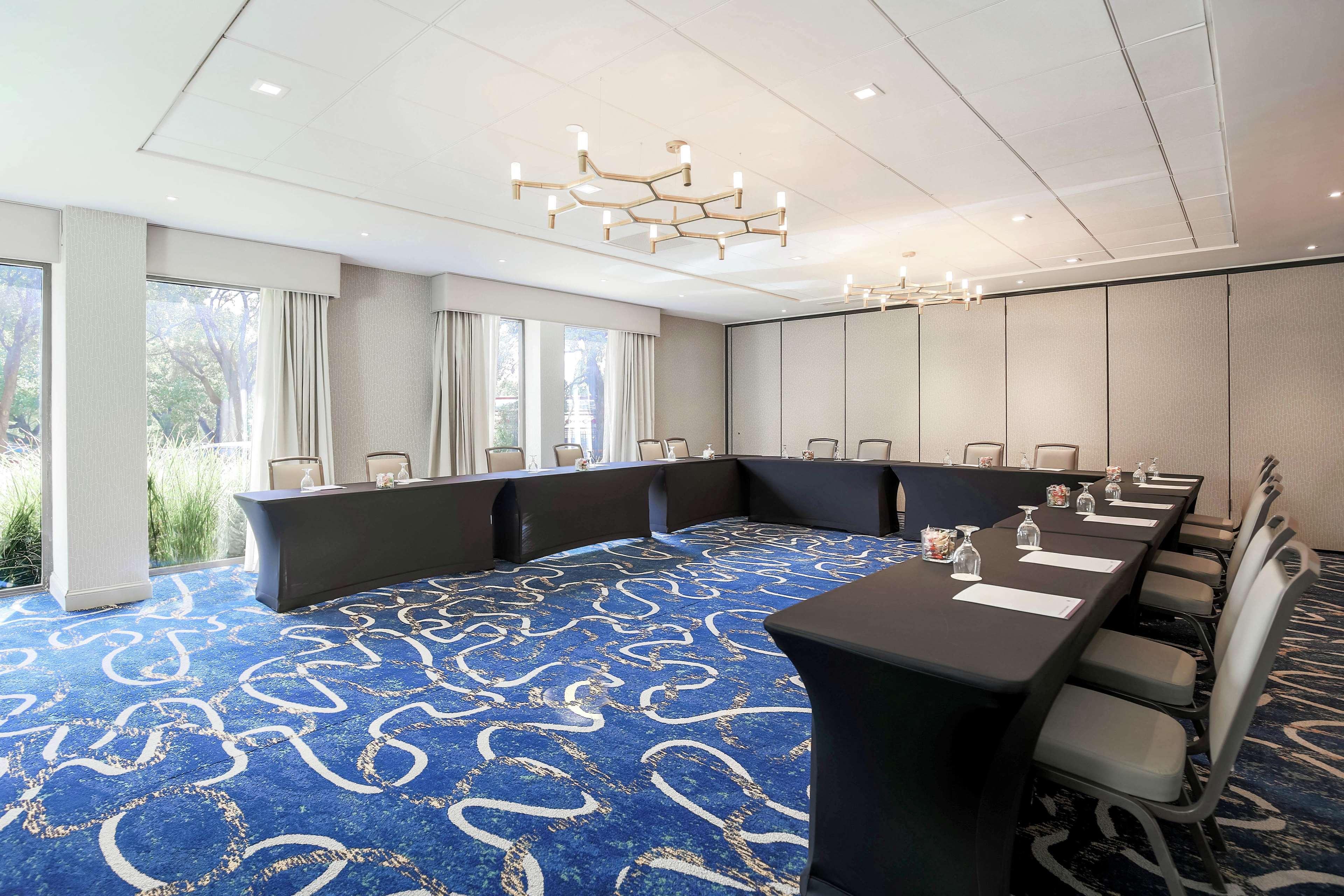 Doubletree By Hilton Austin-University Area Kültér fotó