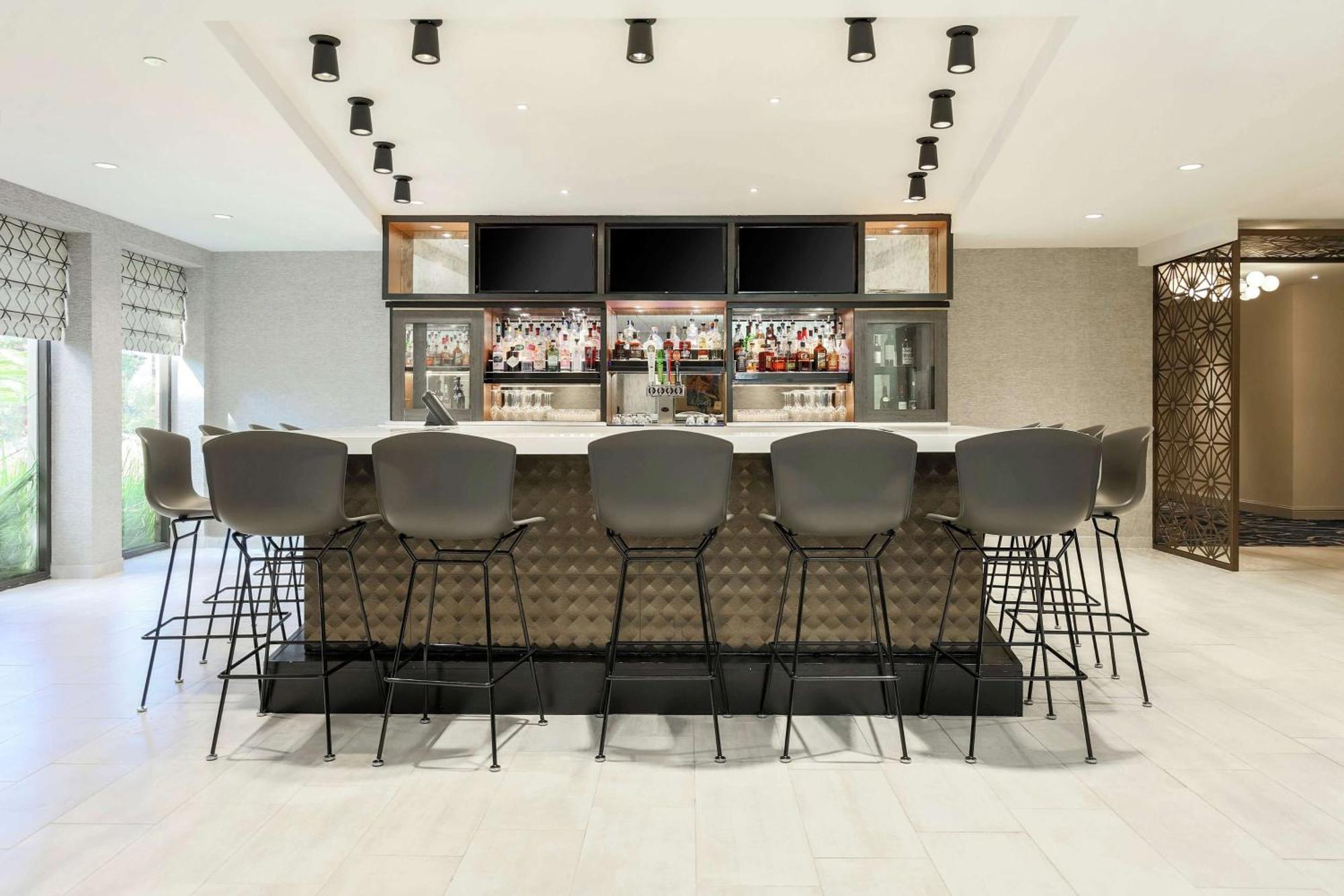 Doubletree By Hilton Austin-University Area Kültér fotó