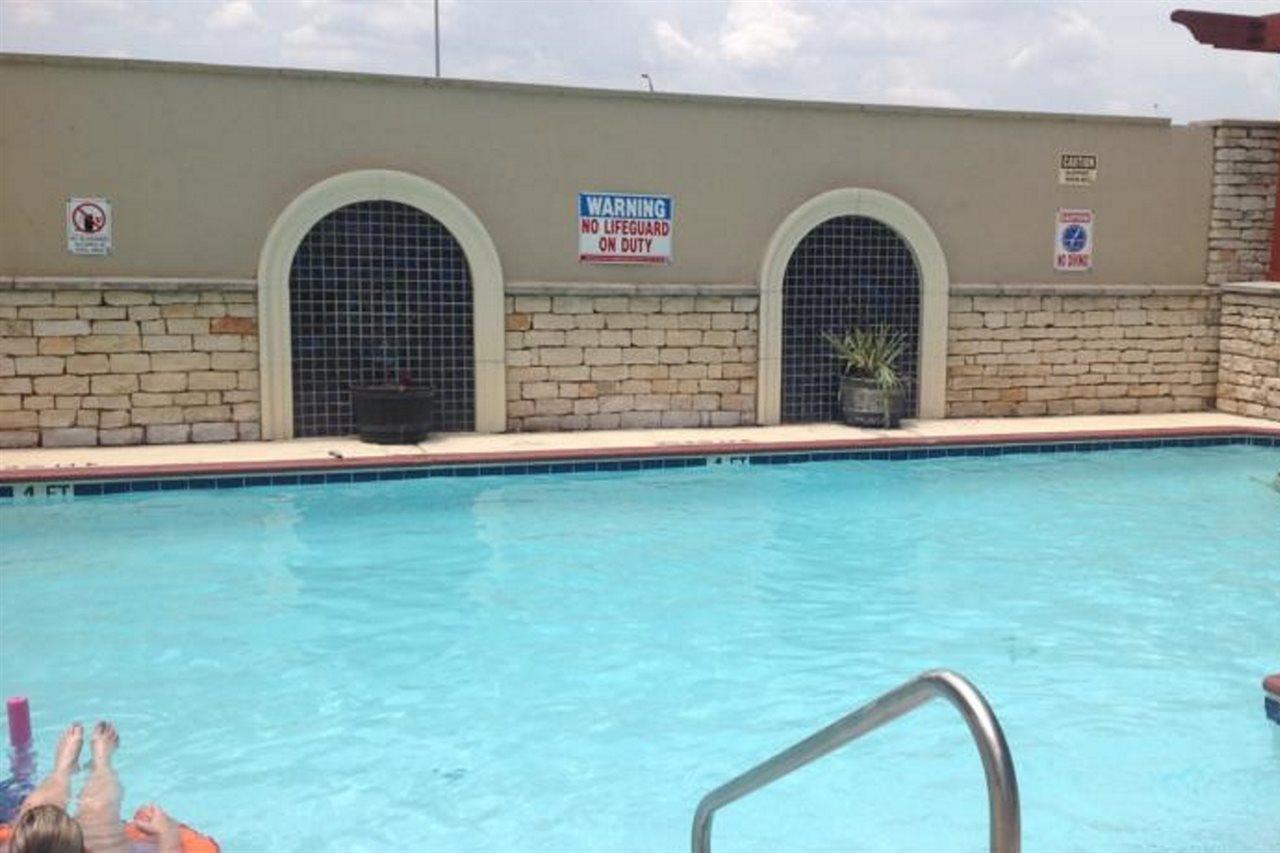 Doubletree By Hilton Austin-University Area Kültér fotó